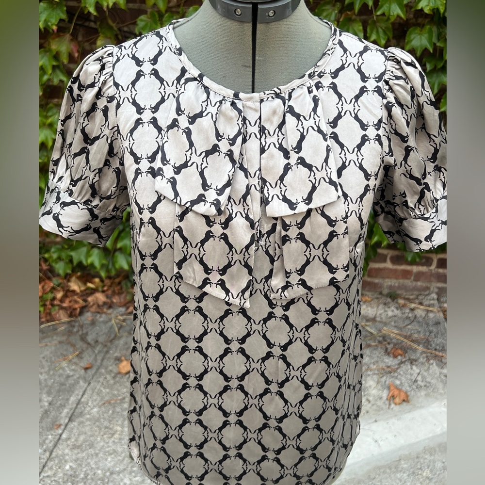 Club Monaco Galloping Horses 🐎 Blouse